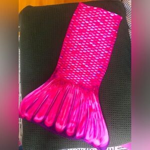 Fin Fun Metmaid tail Toddler Size 5